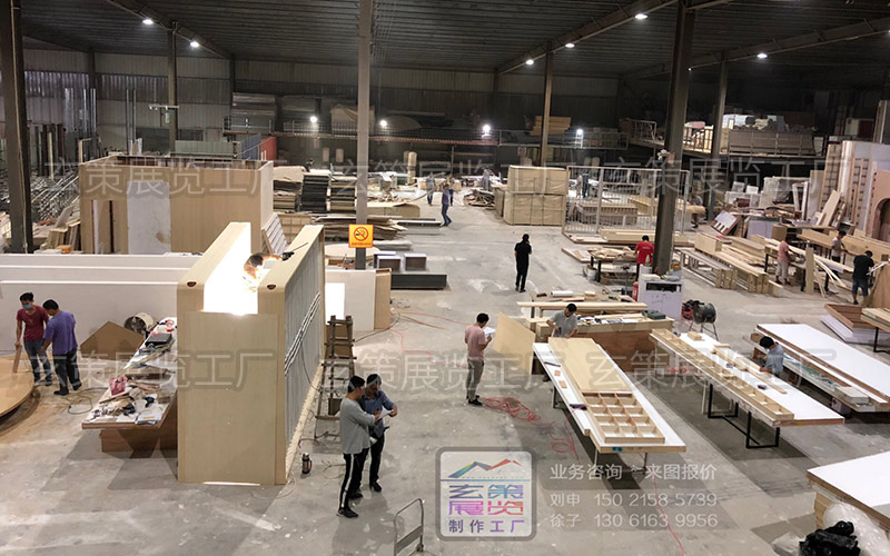 南通展览工厂加班制作中 南通展览工厂加班制作中