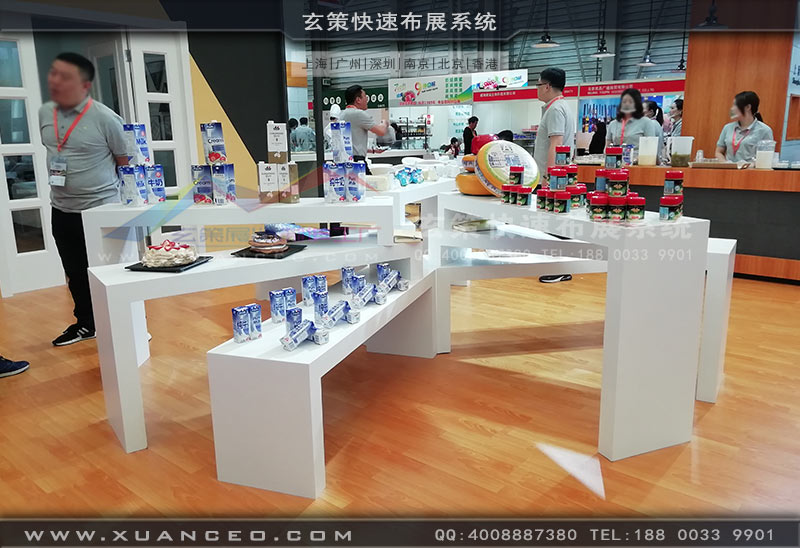 隆耀实业展台产品展示台 隆耀实业展台产品展示台